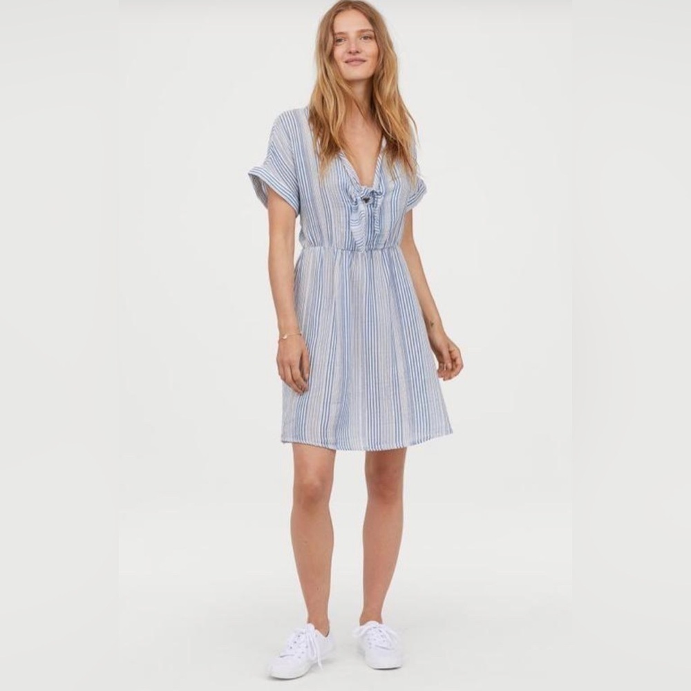H&M Blue Stripe Casual Lightweight Dress Sz 2